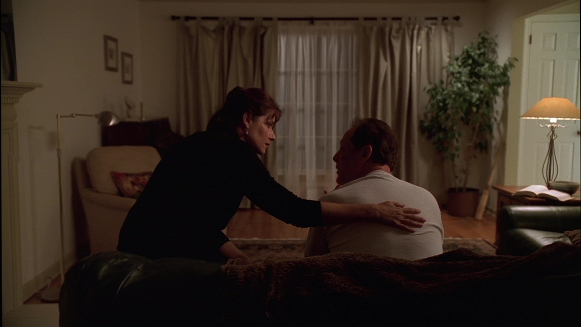 S01E004 - Meadowlands 0812.jpg