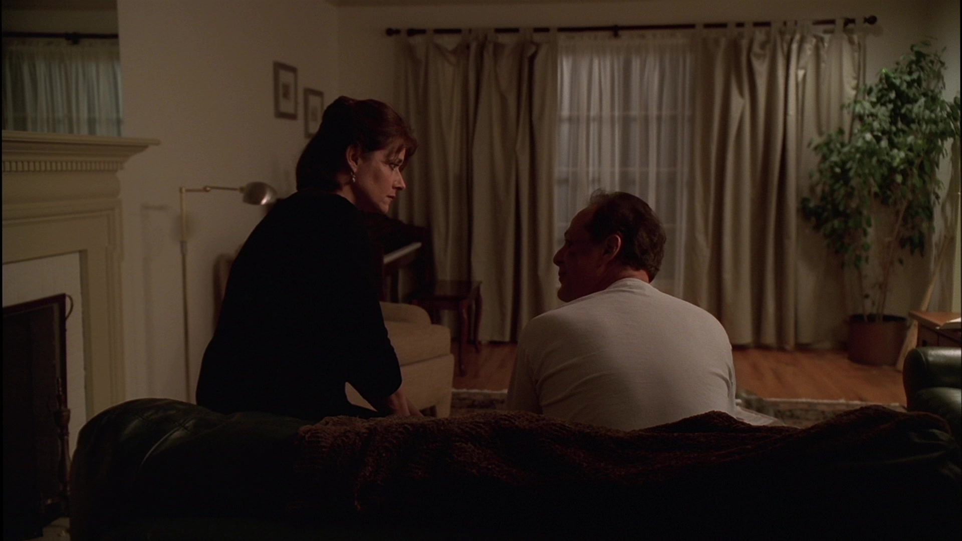 S01E004 - Meadowlands 0814.jpg