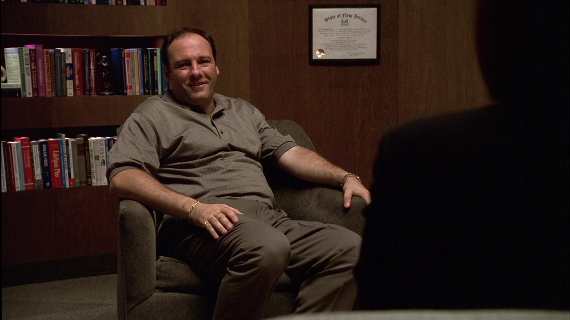 S01E004 - Meadowlands 0873.jpg