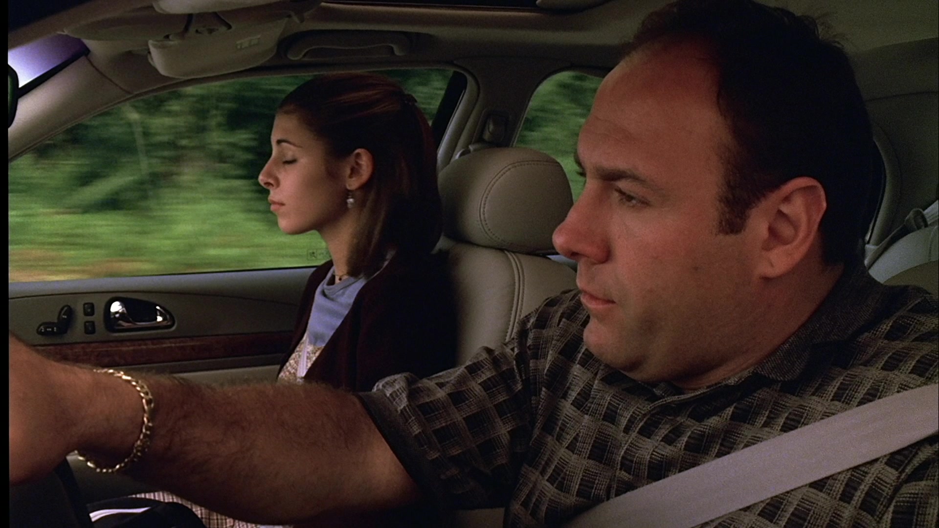 S01E005 - College 0076.jpg