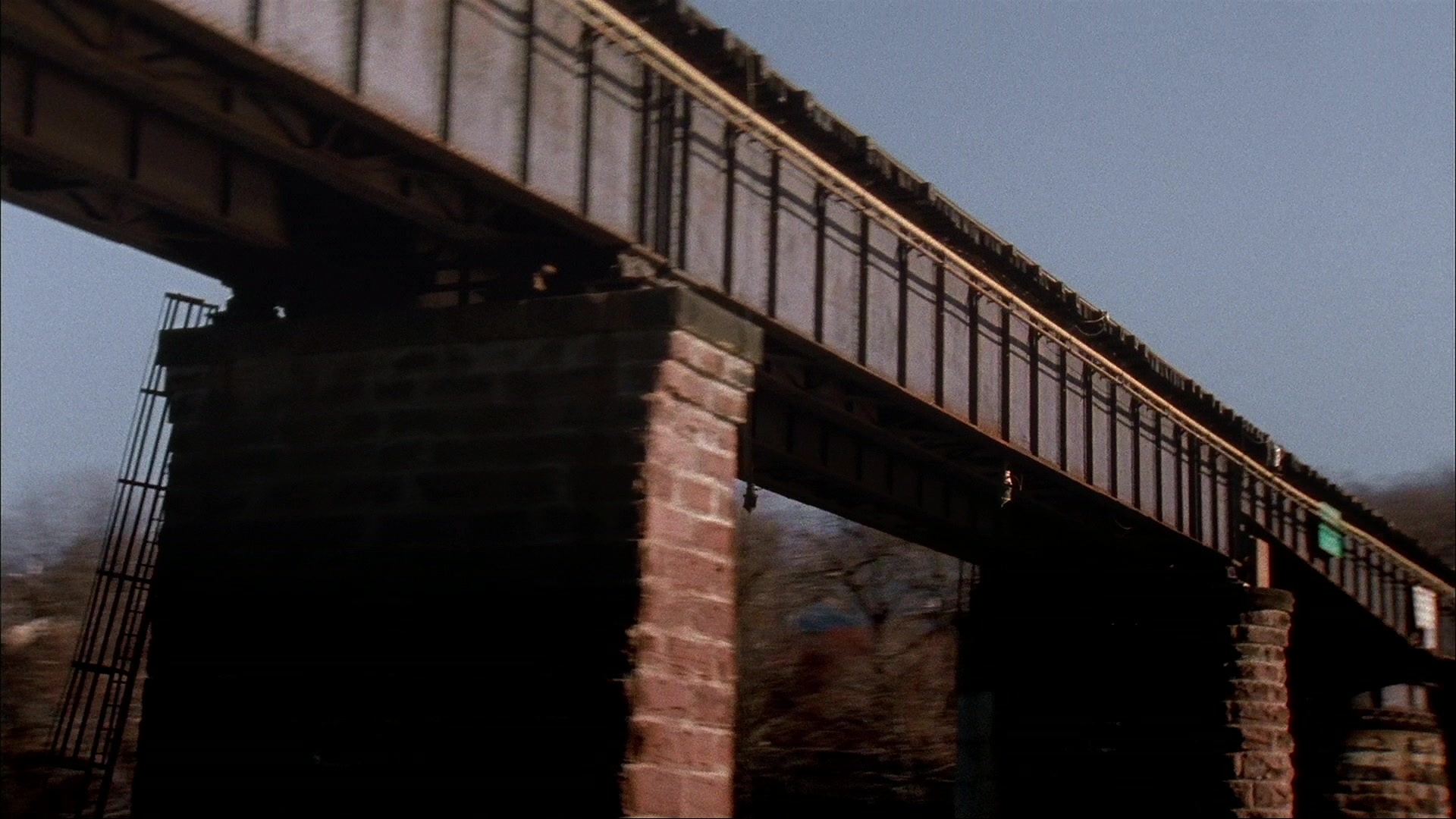 S01E007 - Down Neck 0020.jpg