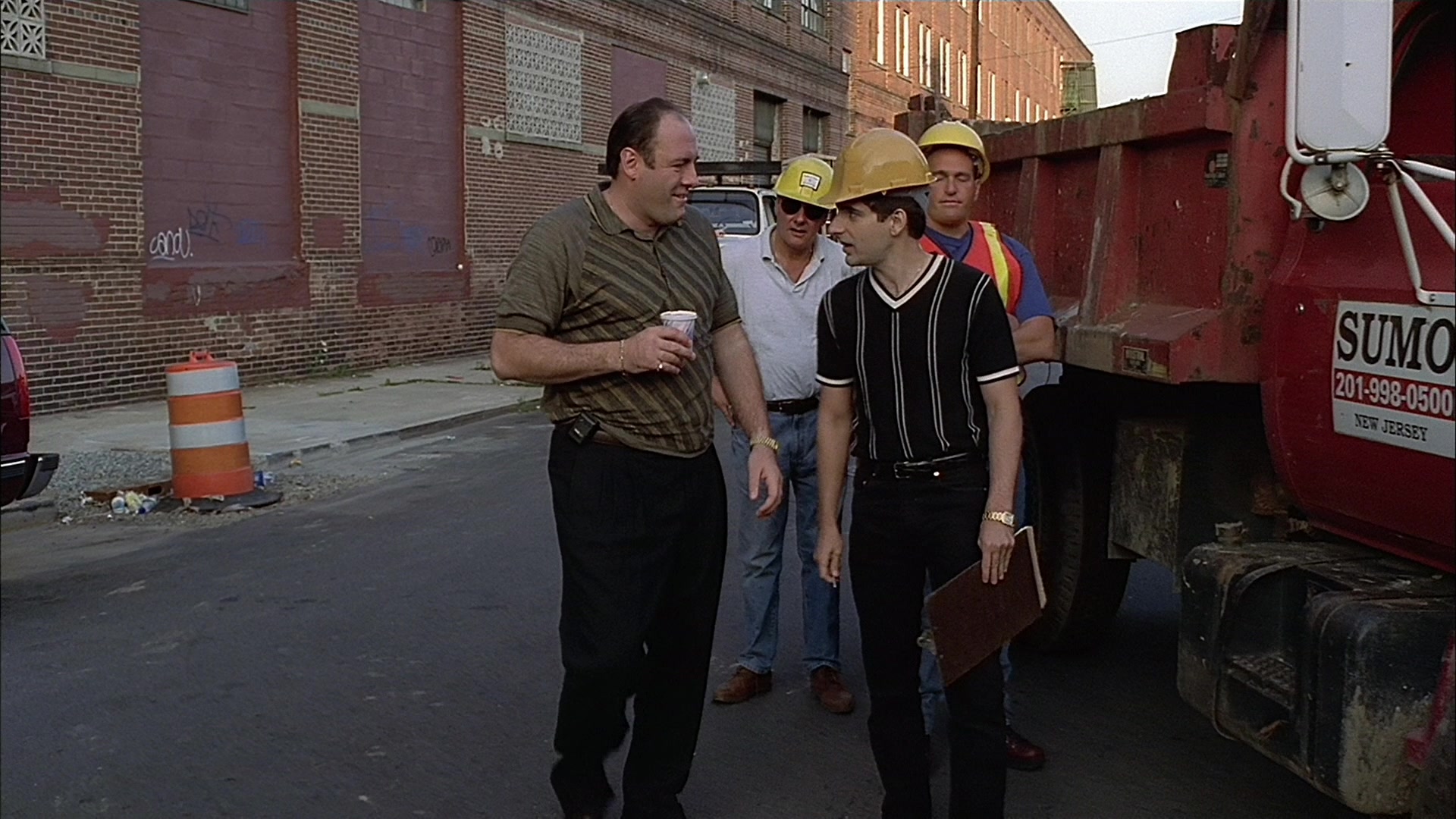 S01E007 - Down Neck 0067.jpg