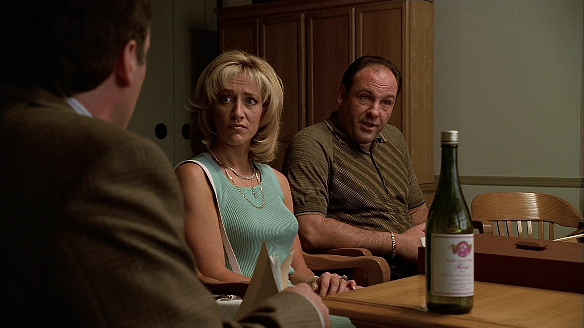 S01E007 - Down Neck 0108.jpg