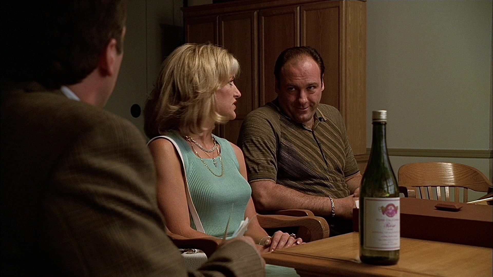 S01E007 - Down Neck 0114.jpg