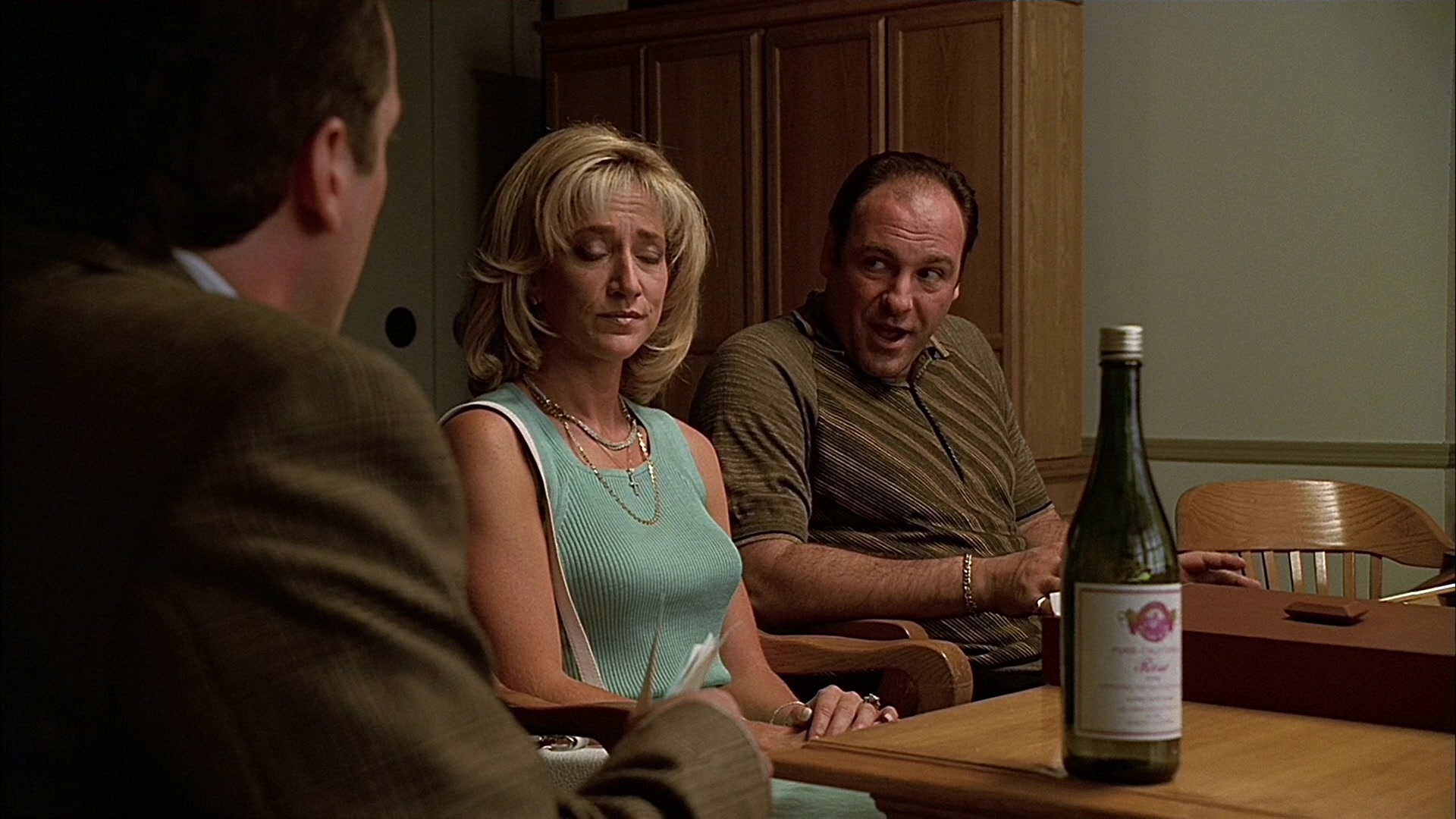 S01E007 - Down Neck 0118.jpg