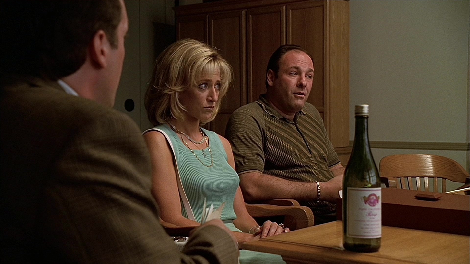 S01E007 - Down Neck 0127.jpg