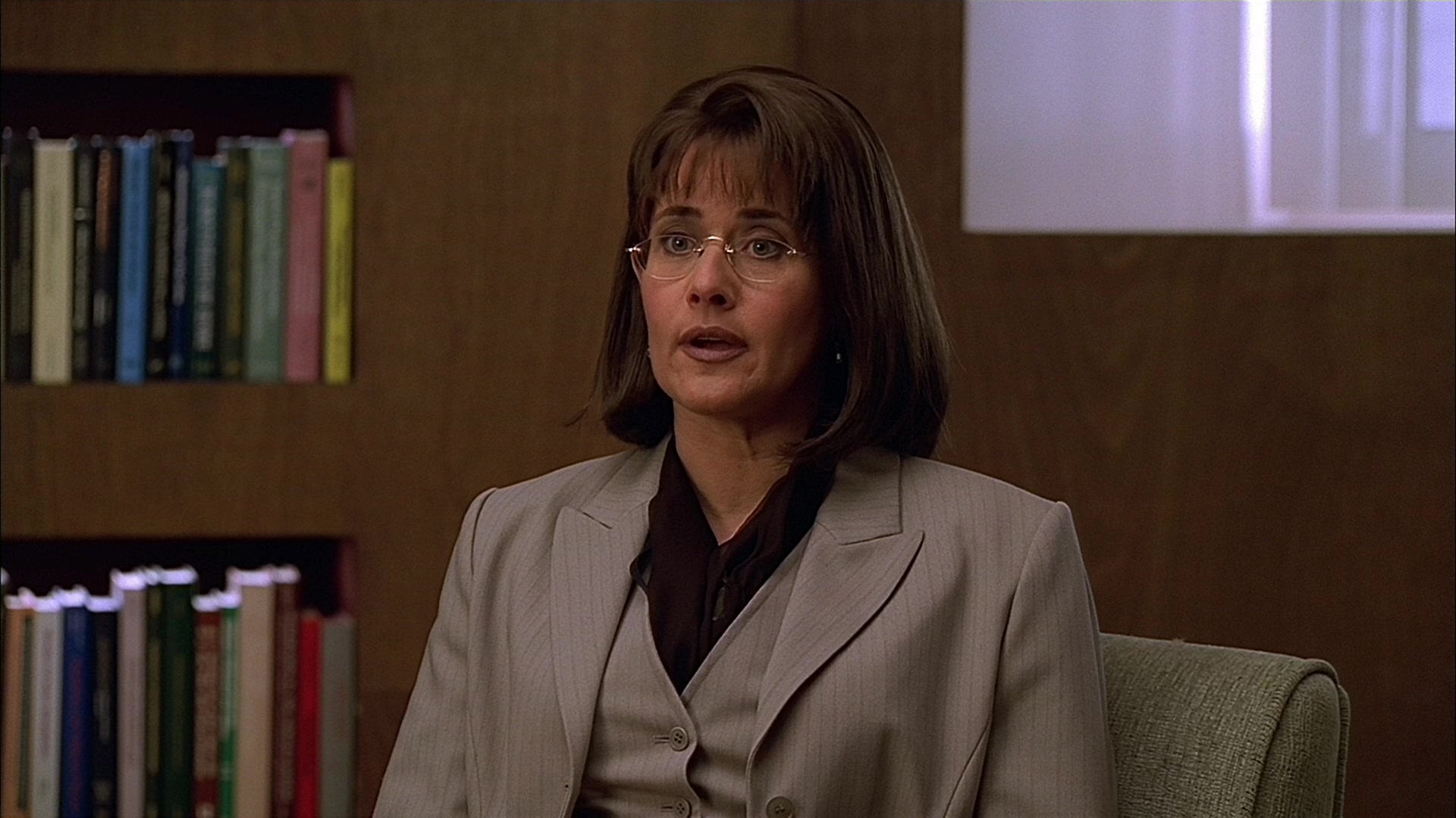 S01E007 - Down Neck 0221.jpg