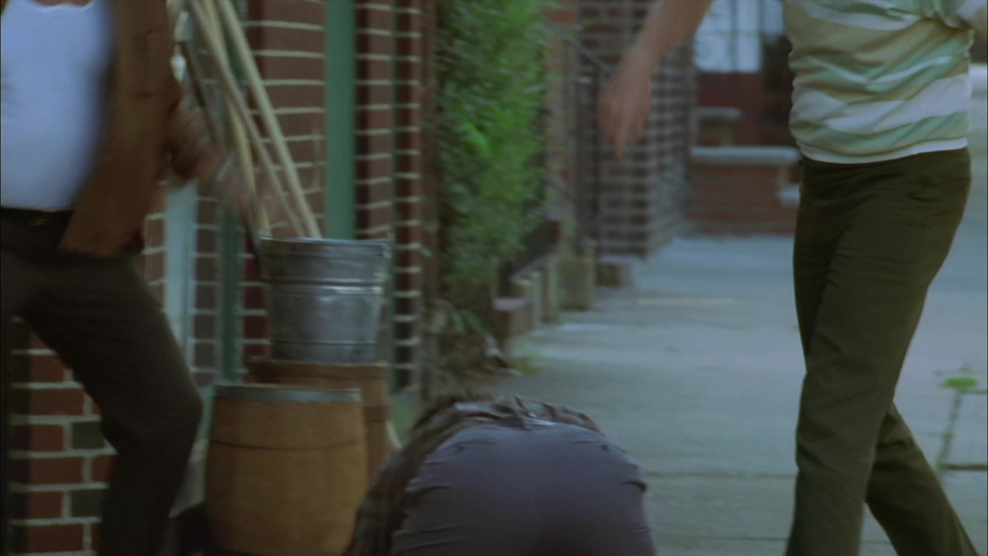 S01E007 - Down Neck 0297.jpg