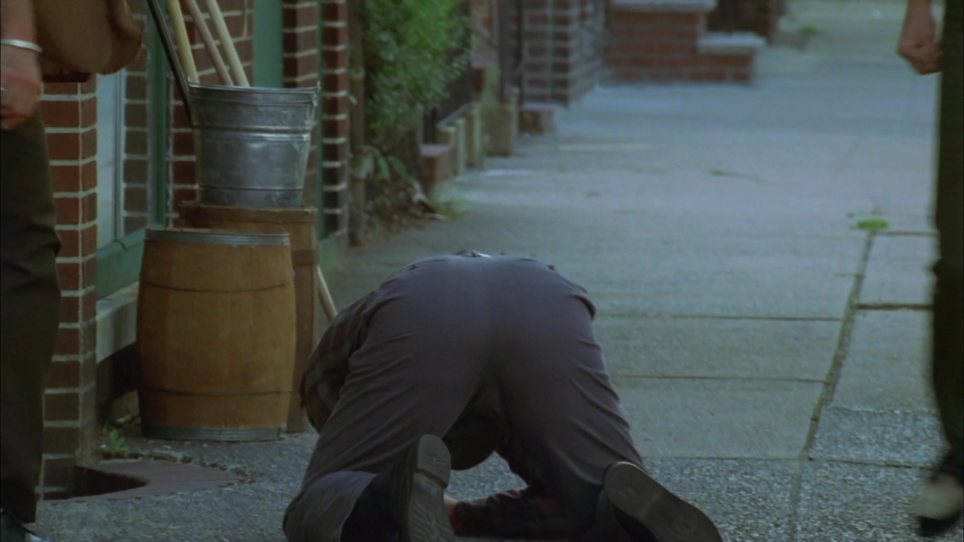 S01E007 - Down Neck 0298.jpg