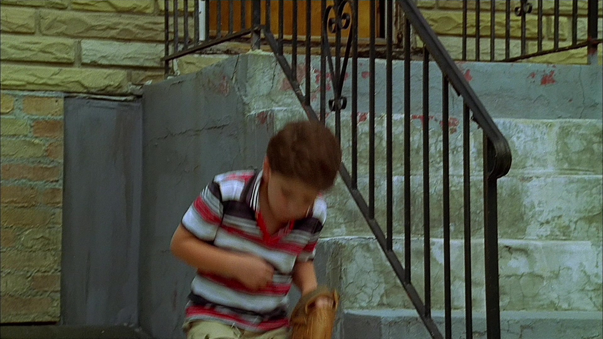 S01E007 - Down Neck 0525.jpg