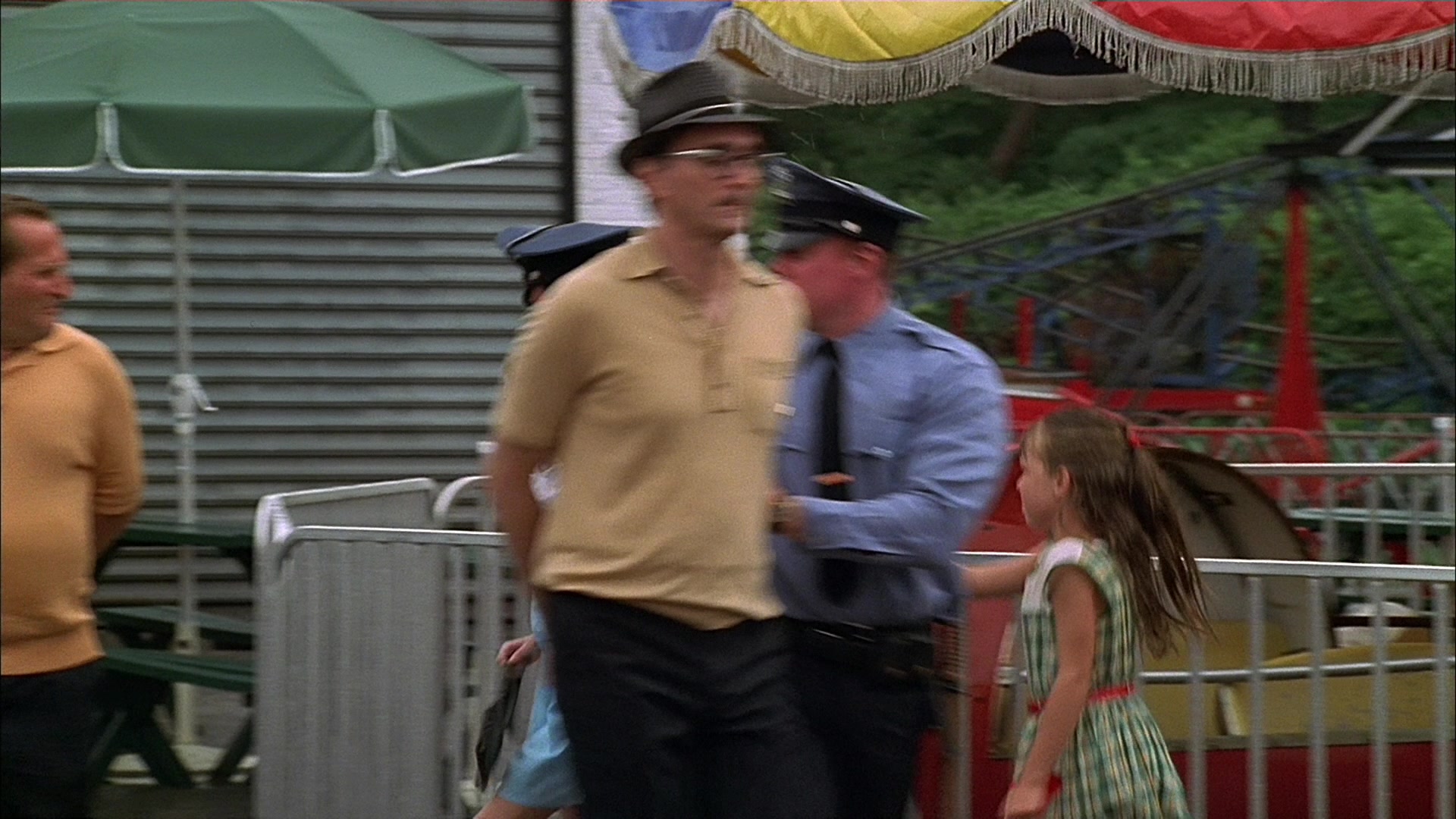 S01E007 - Down Neck 0645.jpg