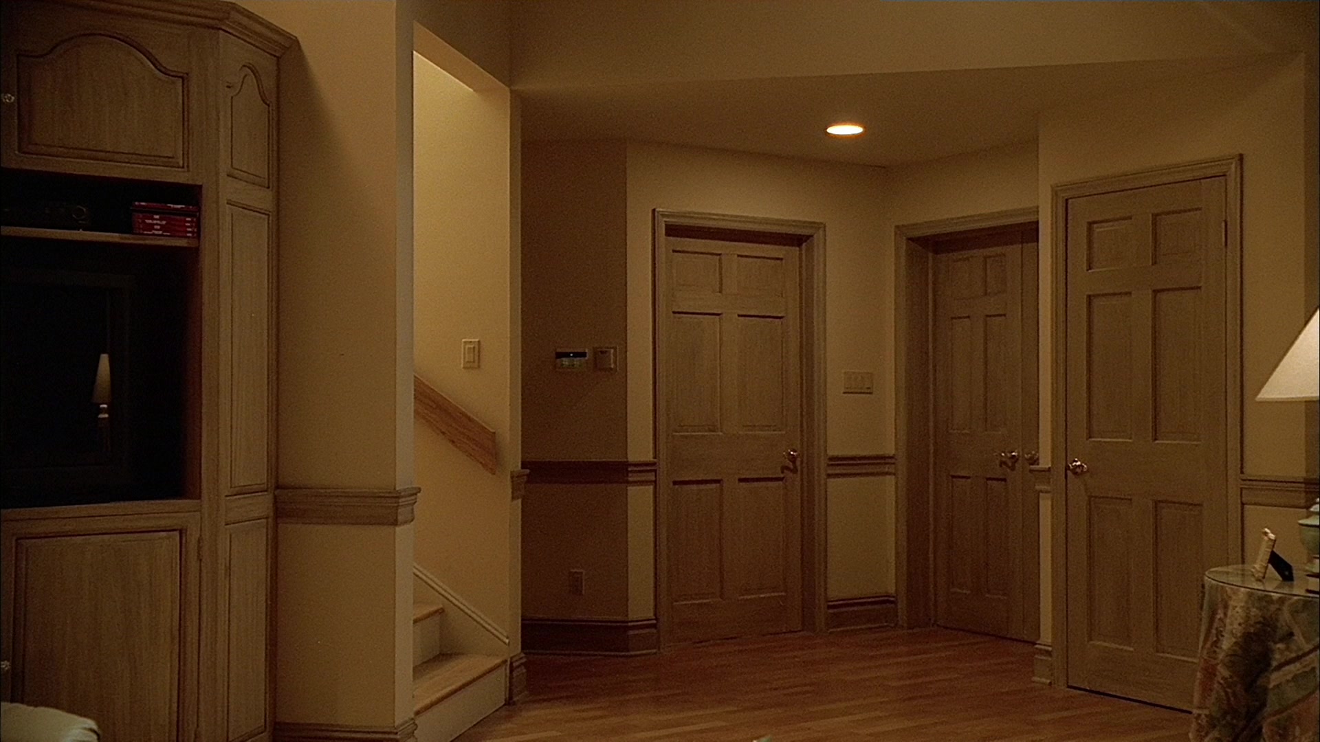 S01E007 - Down Neck 0845.jpg