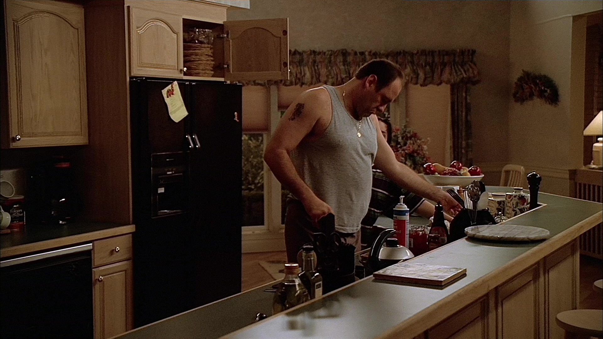 S01E007 - Down Neck 0867.jpg