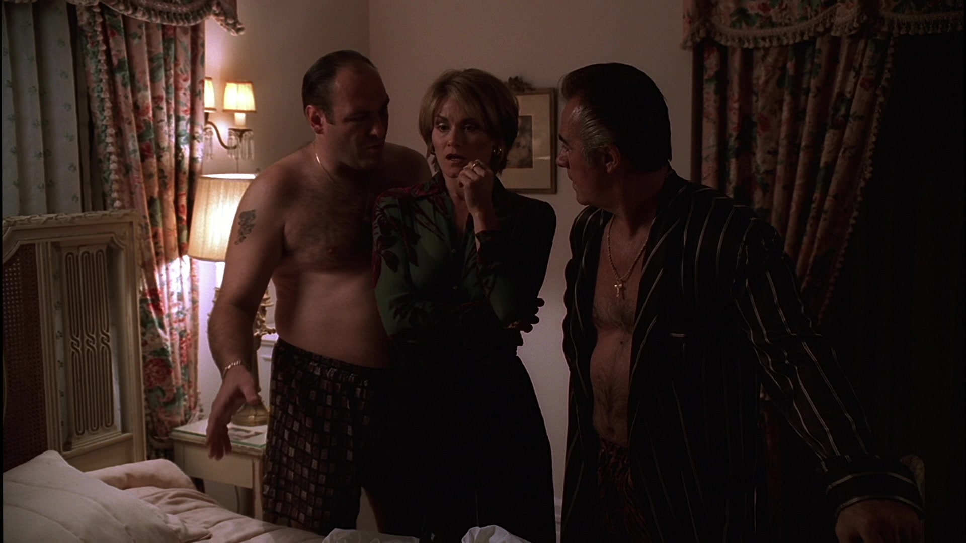 S01E011 - Nobody Knows Anything 0044.jpg